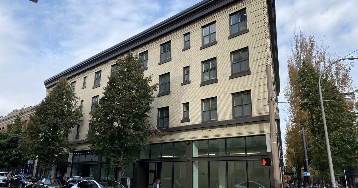 The Fairfield · Kathleen Saadat Apartments in Portland, OR